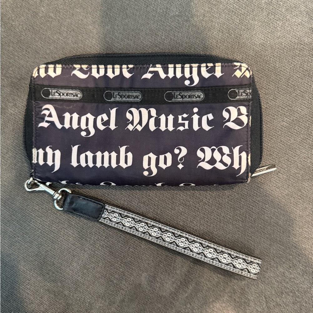 💎 Vintage L.A.M.B. Black and White Wristlet Wallet